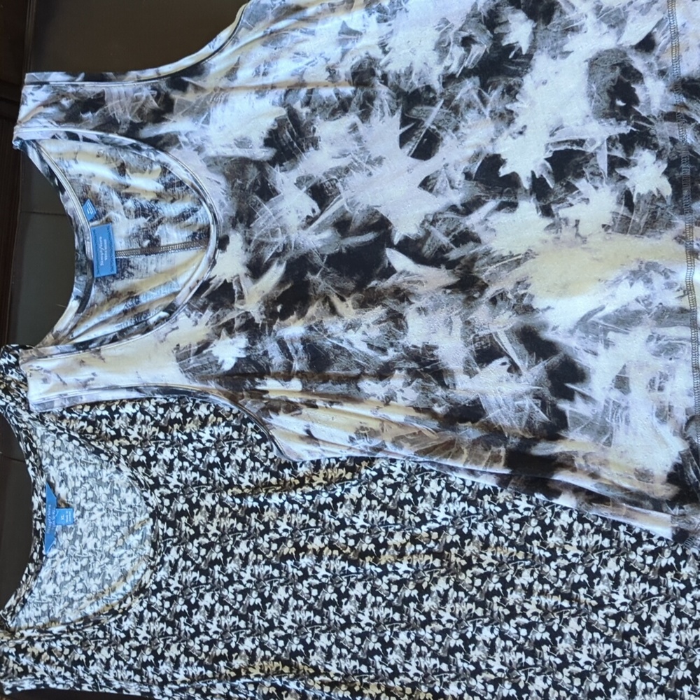 Simply Vera Wang Tanks